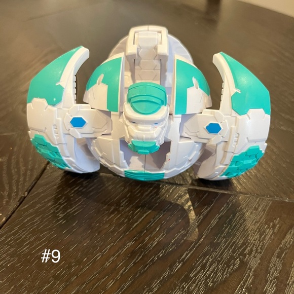 Lot of Bakugans.   Priced to sell! - Picture 14 of 14